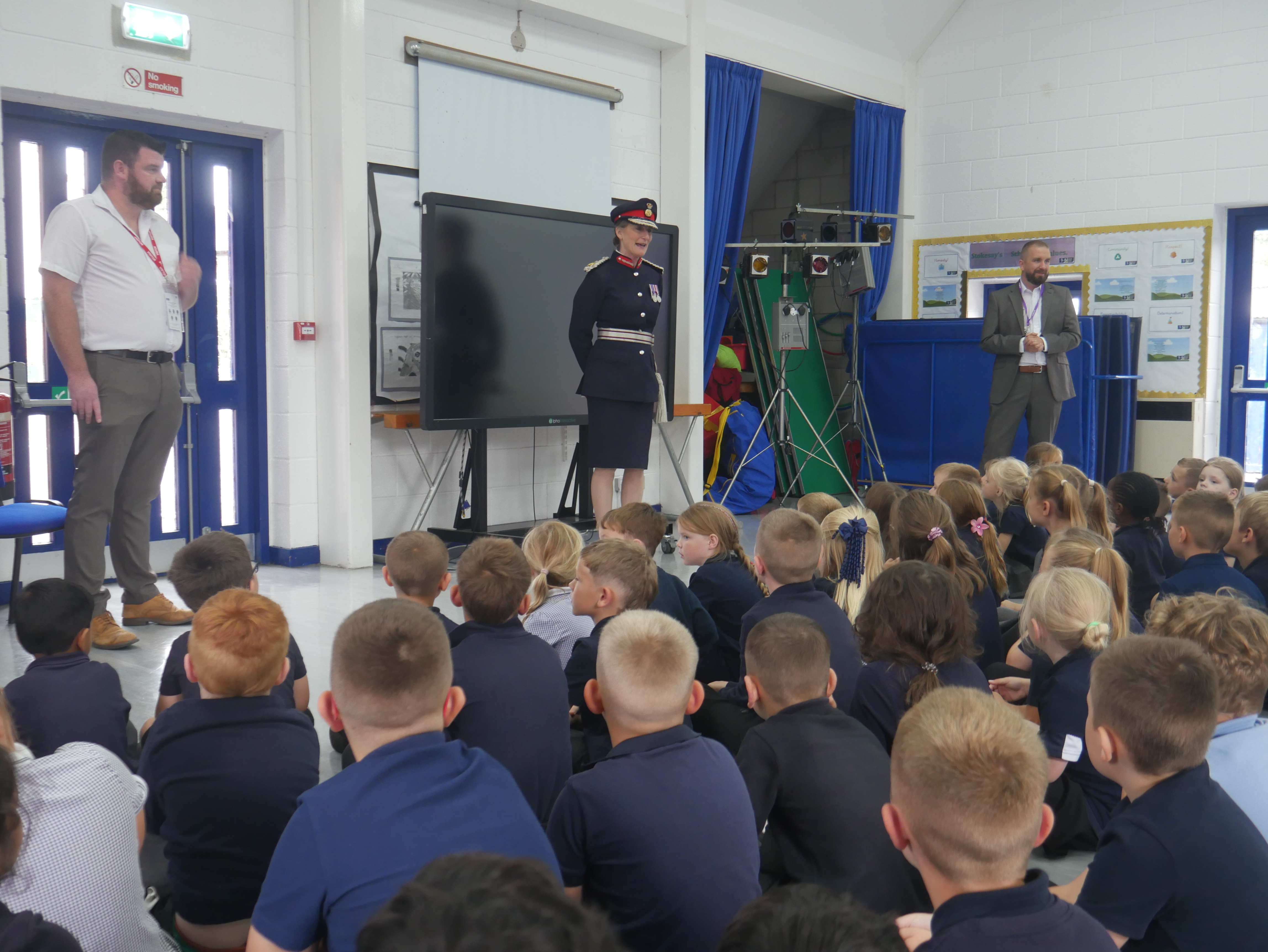 Pupils Enjoy Visit from Lord-Lieutenant and Local Leaders